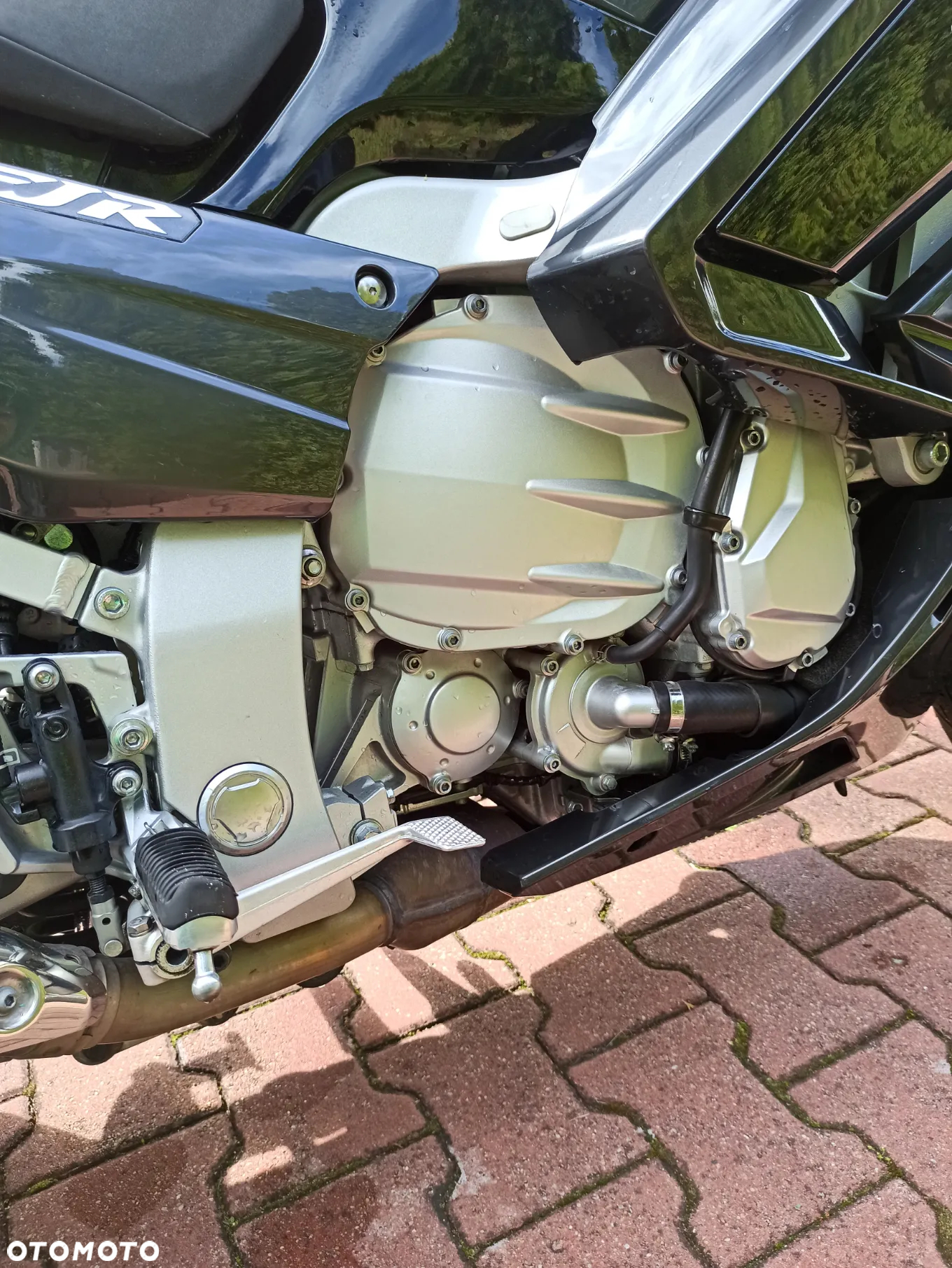 Yamaha FJR - 28
