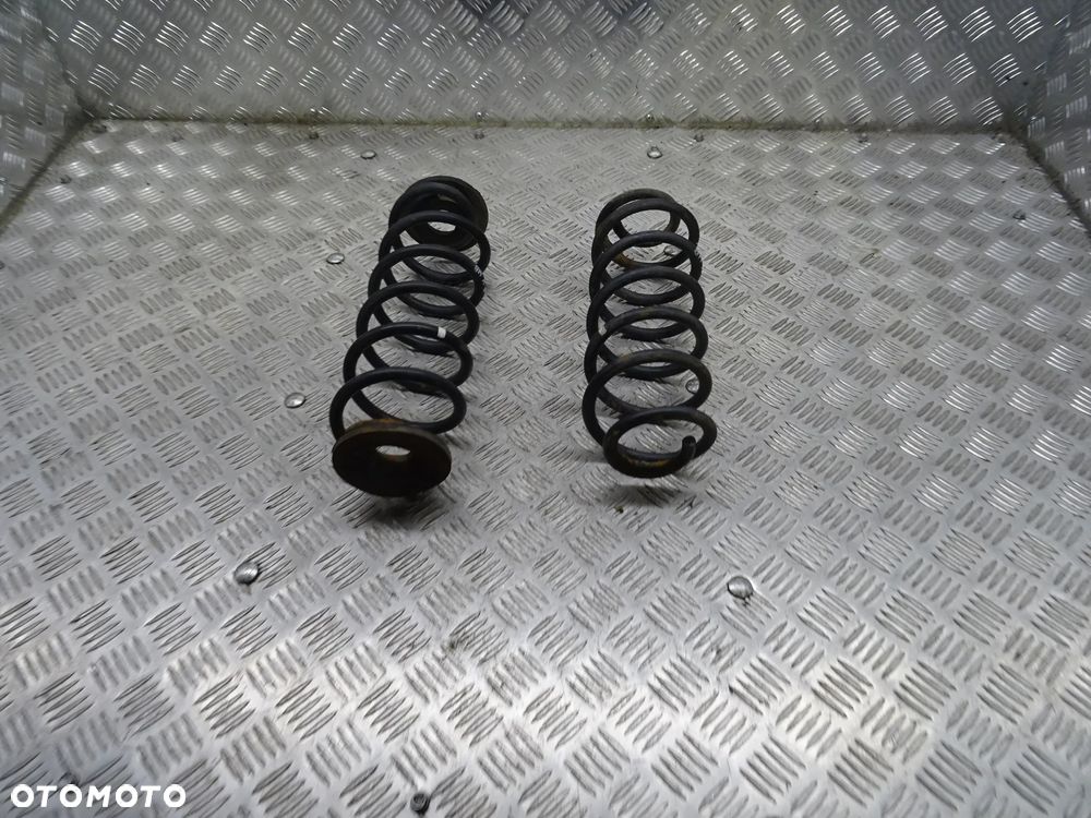 VW GOLF V 1.9TDI SPRĘŻYNY ZAWIESZENIA TYŁ TYLNIE - 5