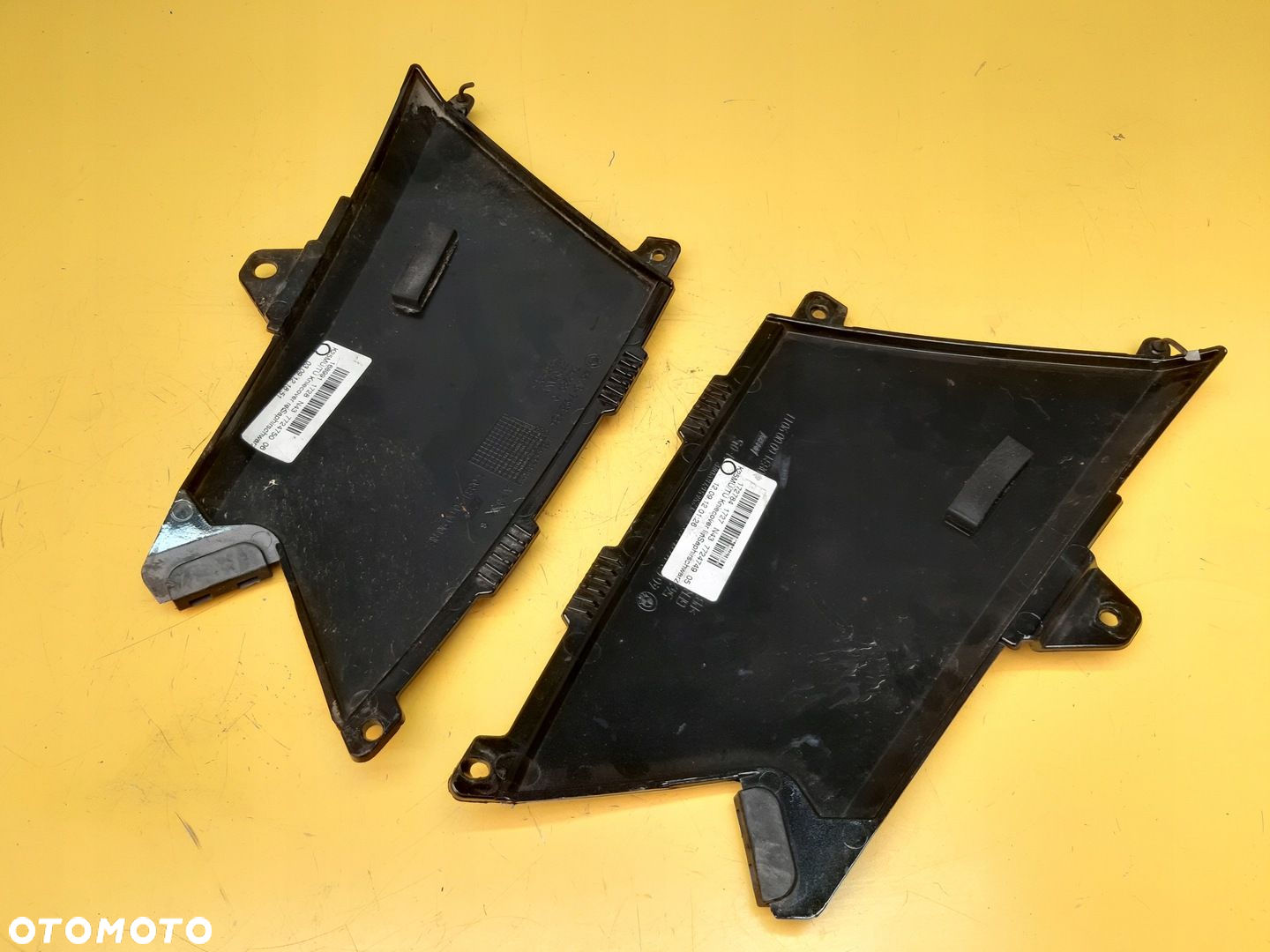 BMW GS1200 R1200GS PLASTIK BOK OWIEWKA 11R. - 2