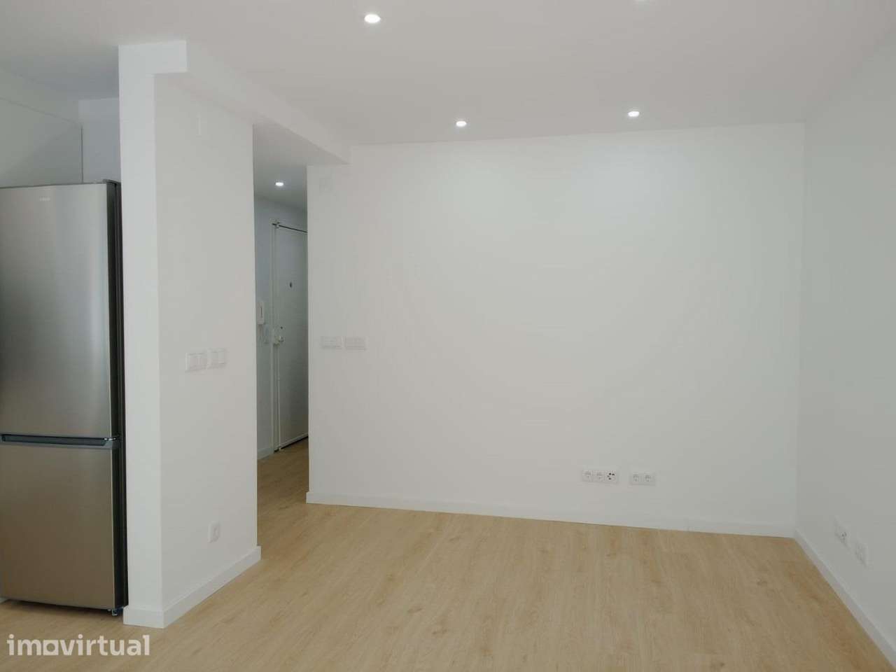 Apartamento T2 remodelado Damaia de Cima - Grande imagem: 3/13