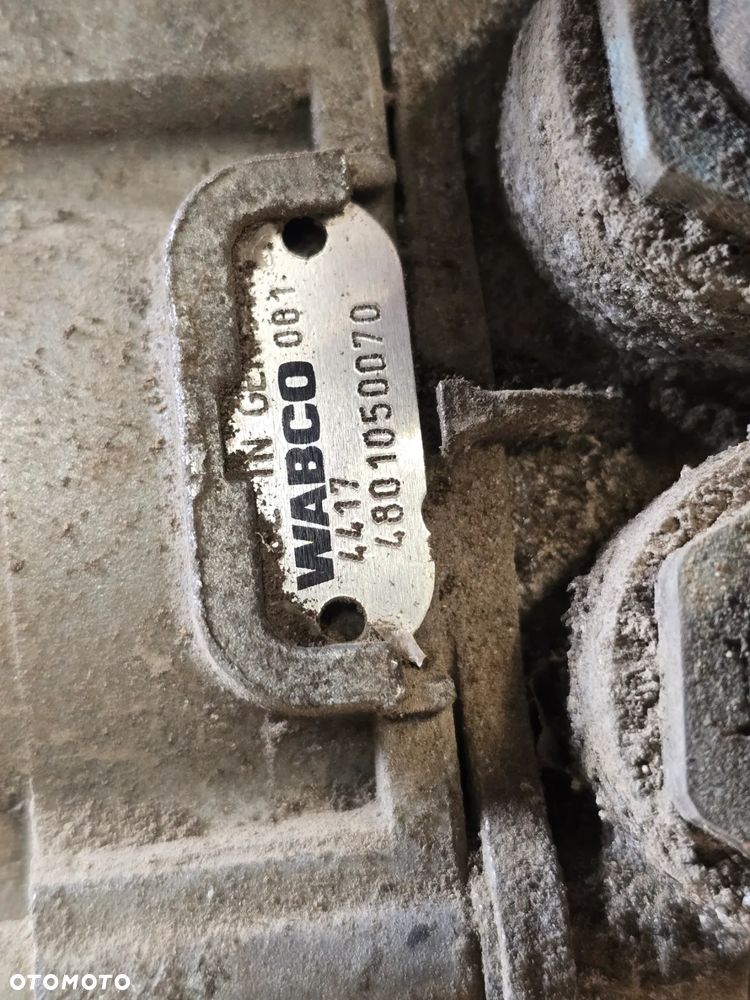 Modulator EBS WABCO 4701050070 Mercedes Axor - 4