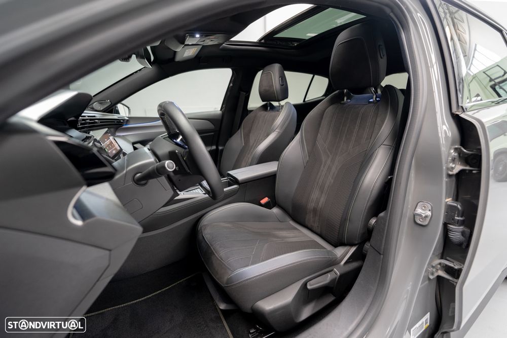 Peugeot 408 1.6 Hybrid GT e-EAT8 - 16