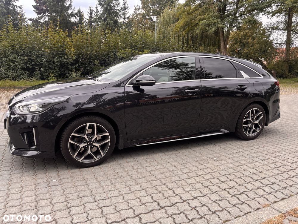 Kia ProCeed - 2