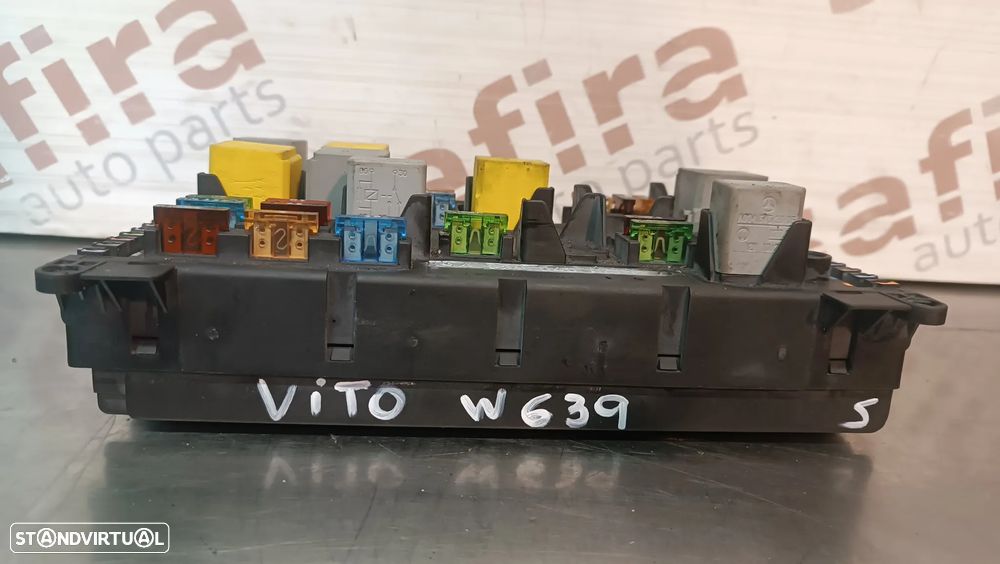 CAIXA DE FUSIVEIS / SAM MERCEDES VITO W639 A6395450401 518878004 - 2