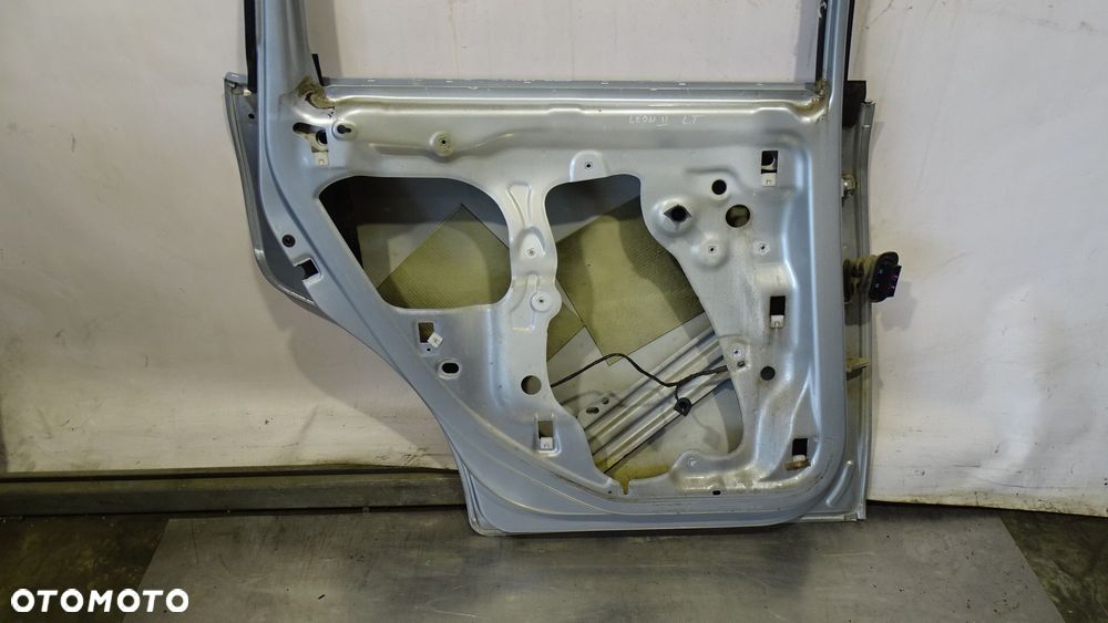 DRZWI LEWY TYŁ SEAT LEON II LS7Y - 9