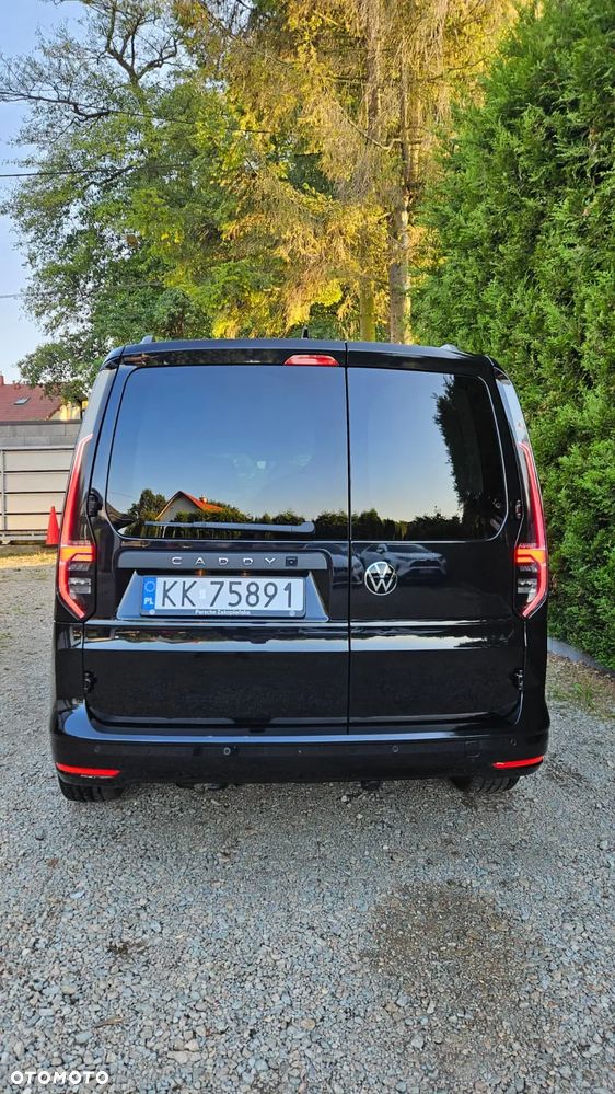 Volkswagen Caddy 2.0 TDI DSG - 11