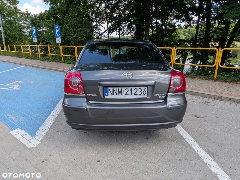 Toyota Avensis 2.0 D-4D Sol - 9