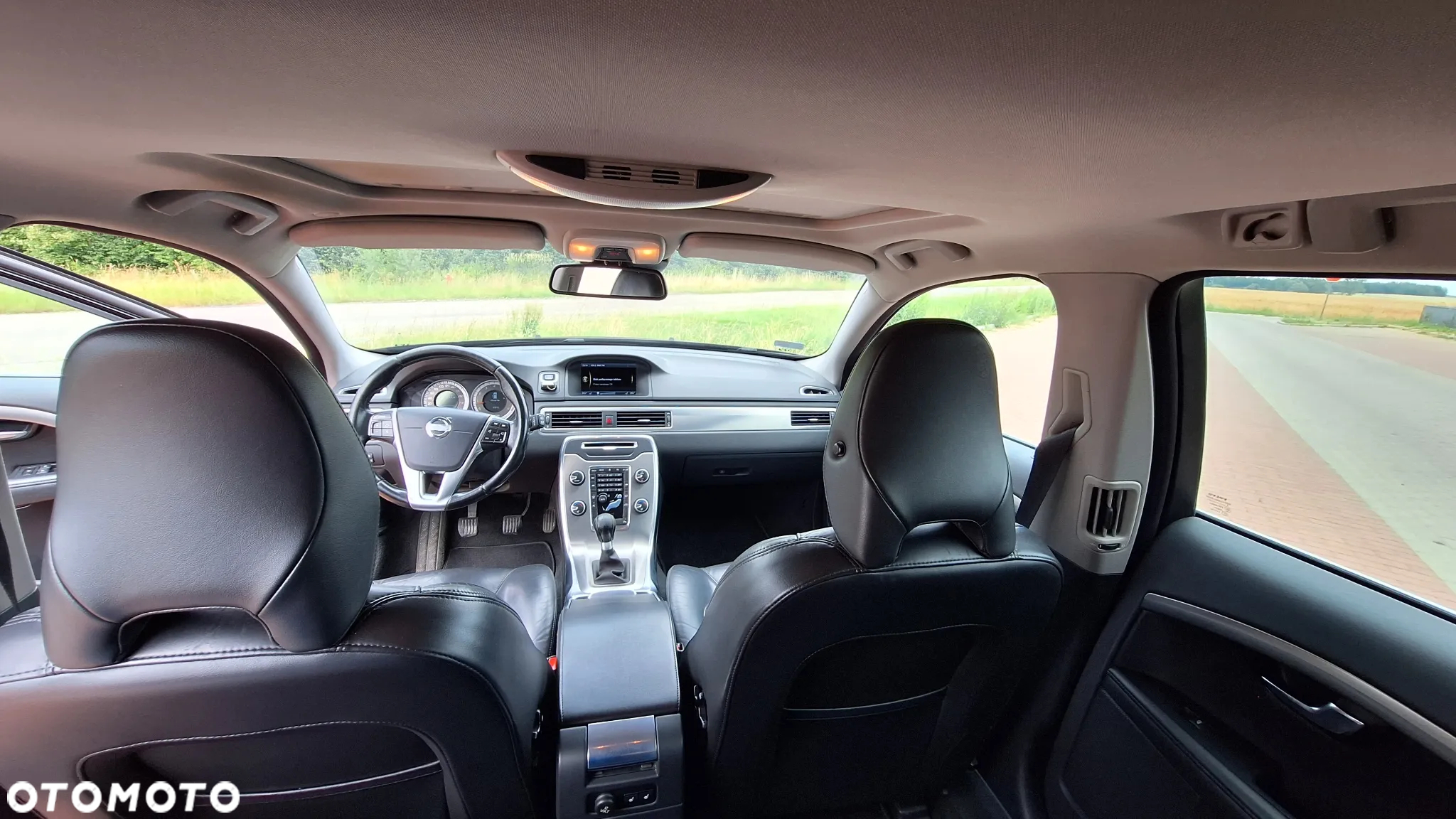 Volvo V70 2.5T Summum - 13