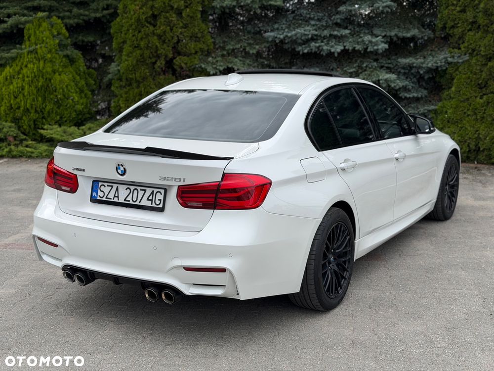 BMW Seria 3 328i xDrive - 5