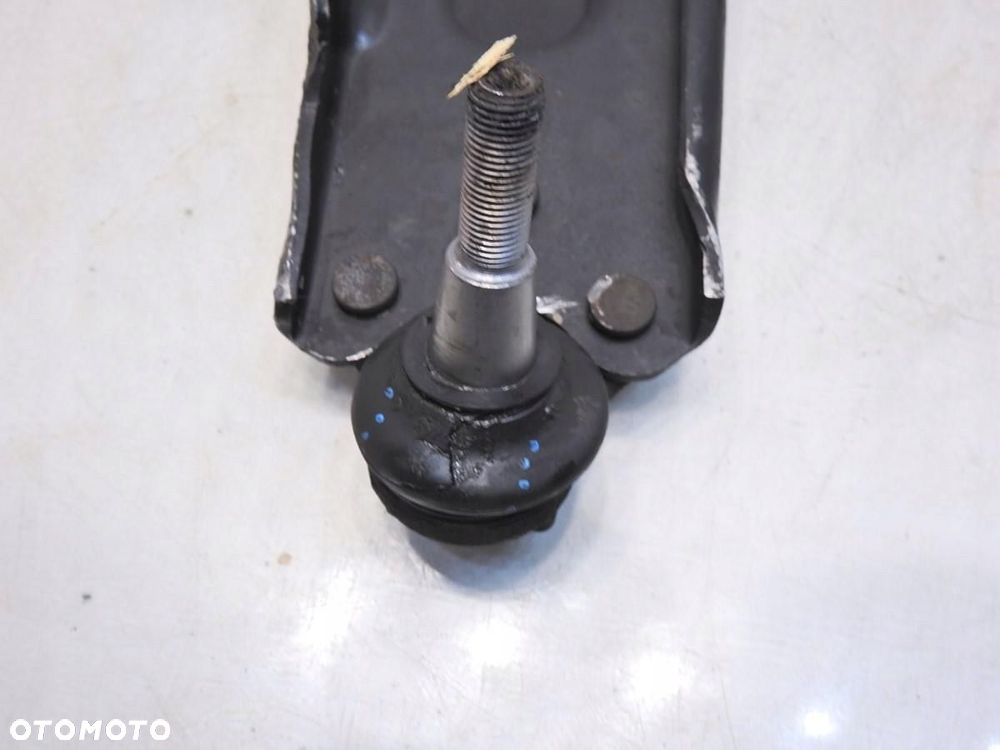 WAHACZ LEWY PRZÓD RENAULT LAGUNA III 2.0 DCI - 4