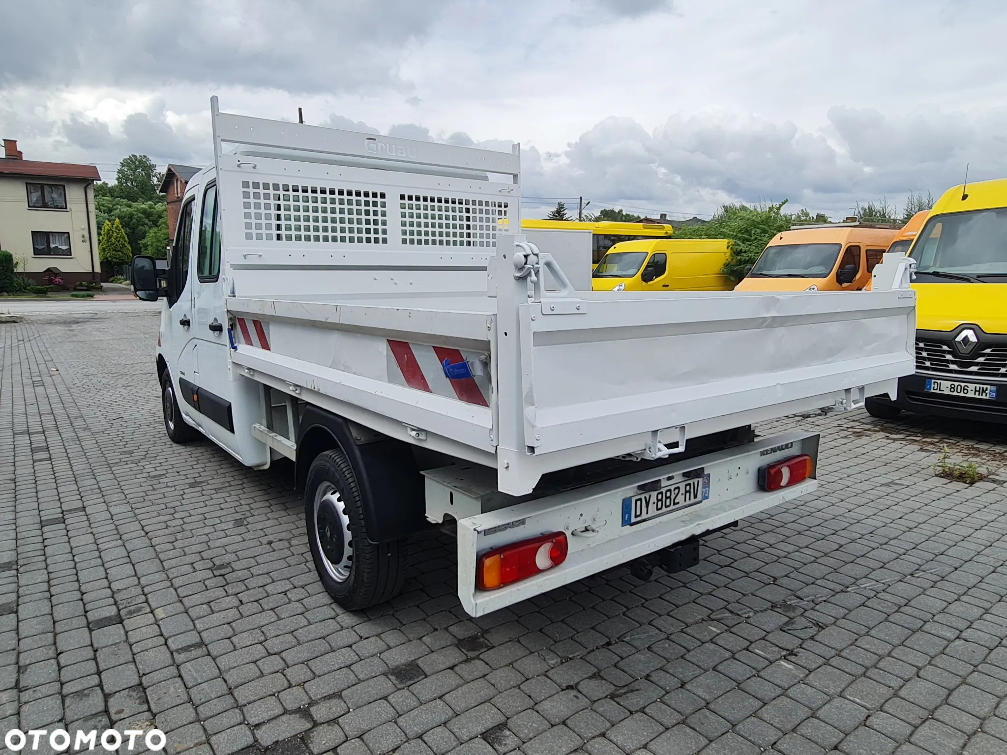 Renault Master Wywrotka 2016 r. Klima Brygadówka LIFT - 15