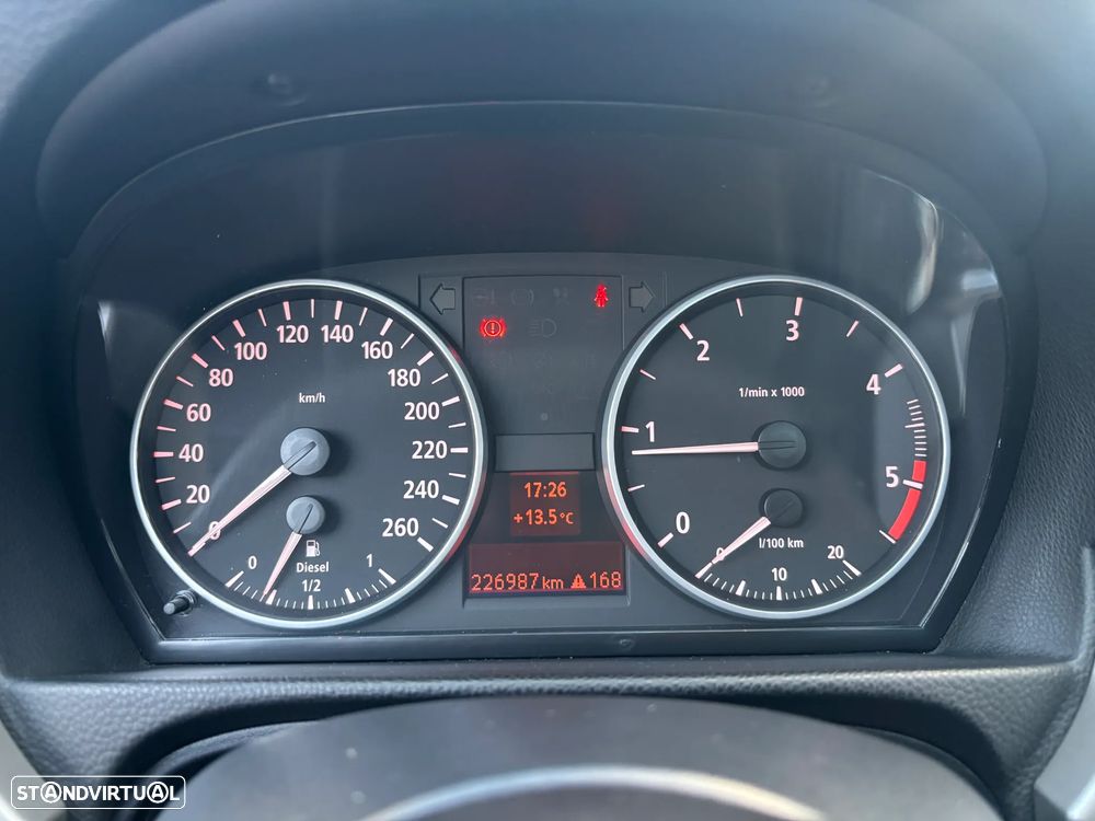 BMW 320 d Exclusive - 20