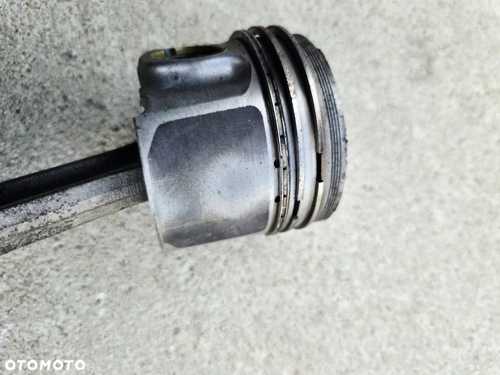 Tłok Korbowód Silnika 1.2 TDI 1.2TDI ANY  VAG 045A 7643E - 13