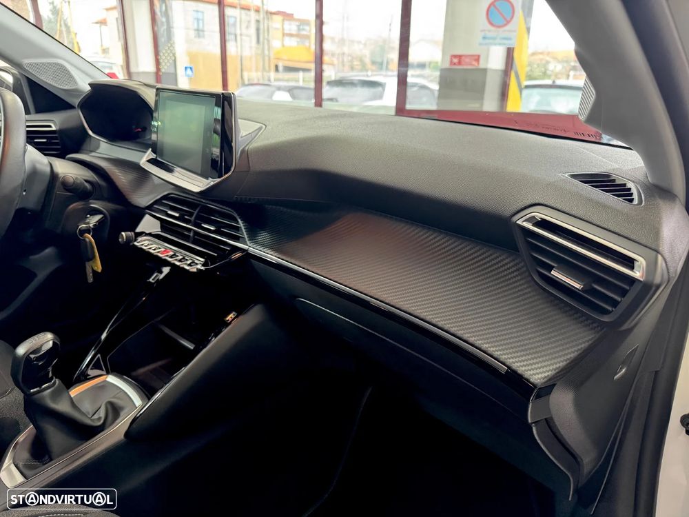 Peugeot 208 PureTech 75 Allure - 21