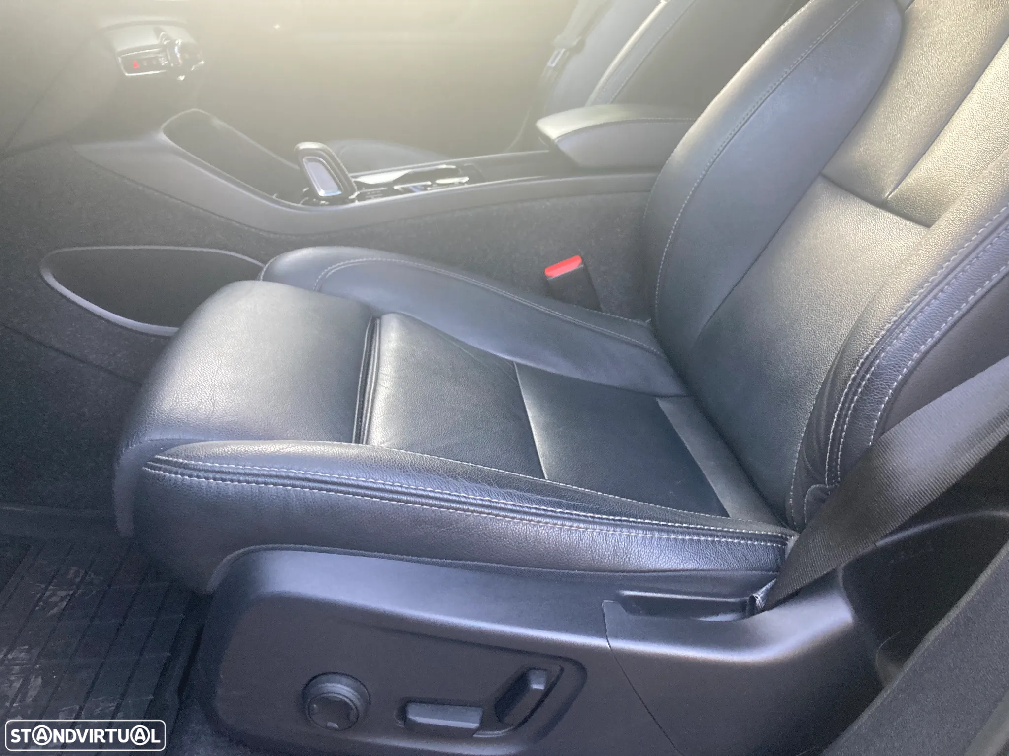 Volvo XC 40 1.5 T4 PHEV R-Design - 9