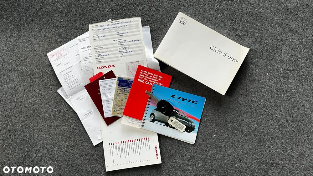 Honda Civic 1.8 Comfort - 26