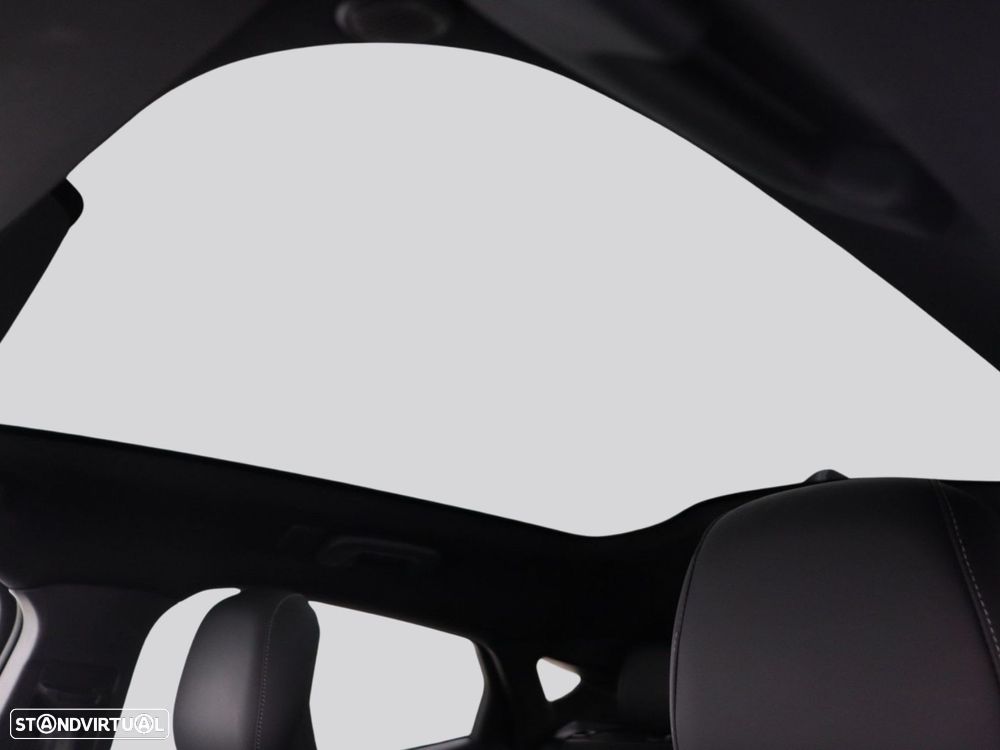 Ford Mustang Mach-E GT AWD - 22