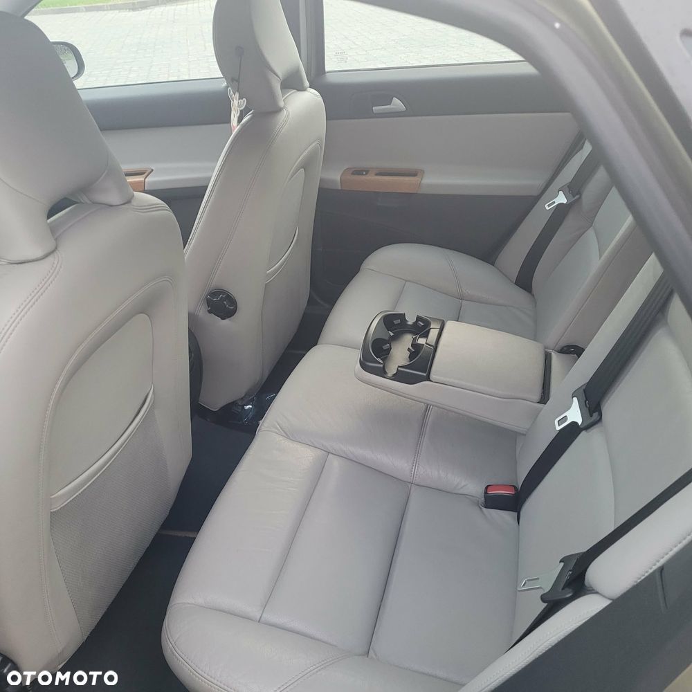 Volvo S40 2.0D - 2