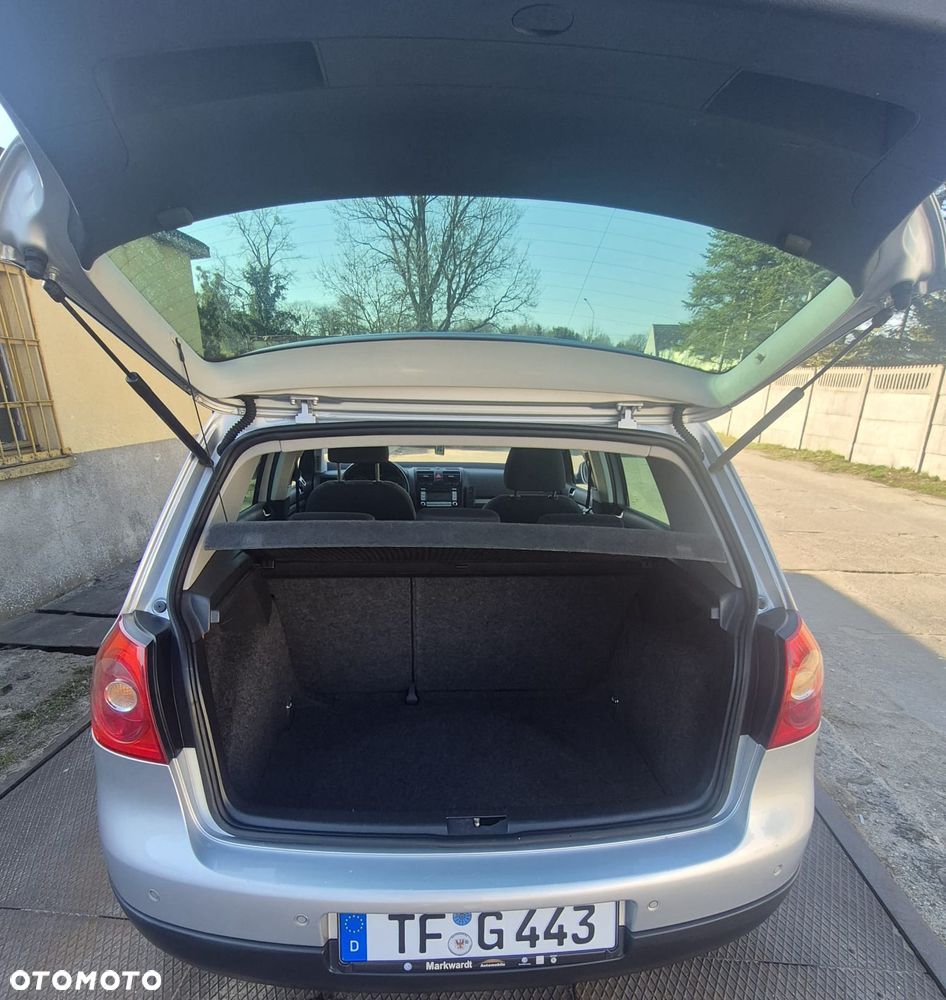 Volkswagen Golf 1.6 FSI Goal - 27