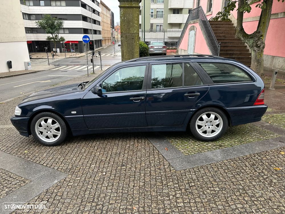 Mercedes-Benz C 220 - 3