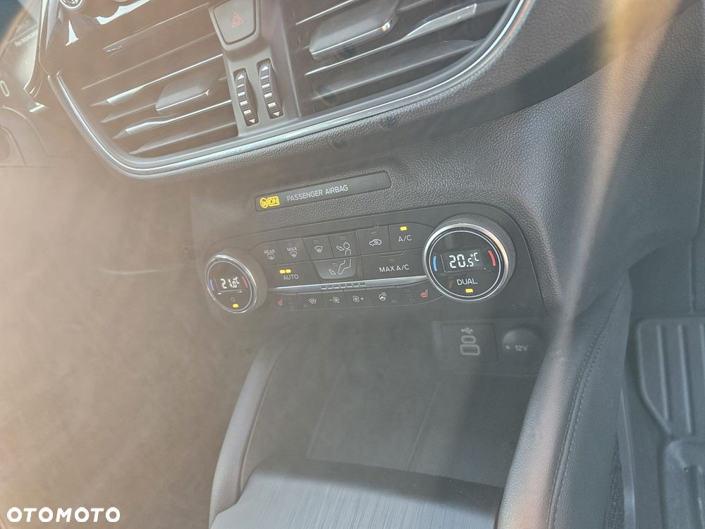 Ford Kuga 2.0 EcoBlue AWD Titanium X - 23