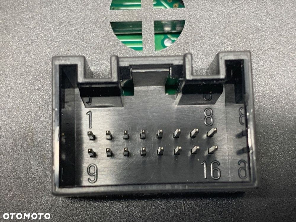 PANEL STEROWANIA NAWIGACJI - 212.00 PLN - AUDI A6 C6 (4F2) 2004 - 2011 2.4 130 kW [177 KM] benzyna - 4