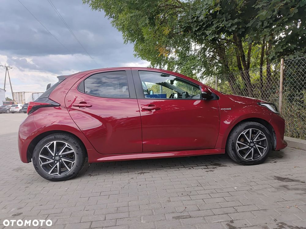 Toyota Yaris - 1