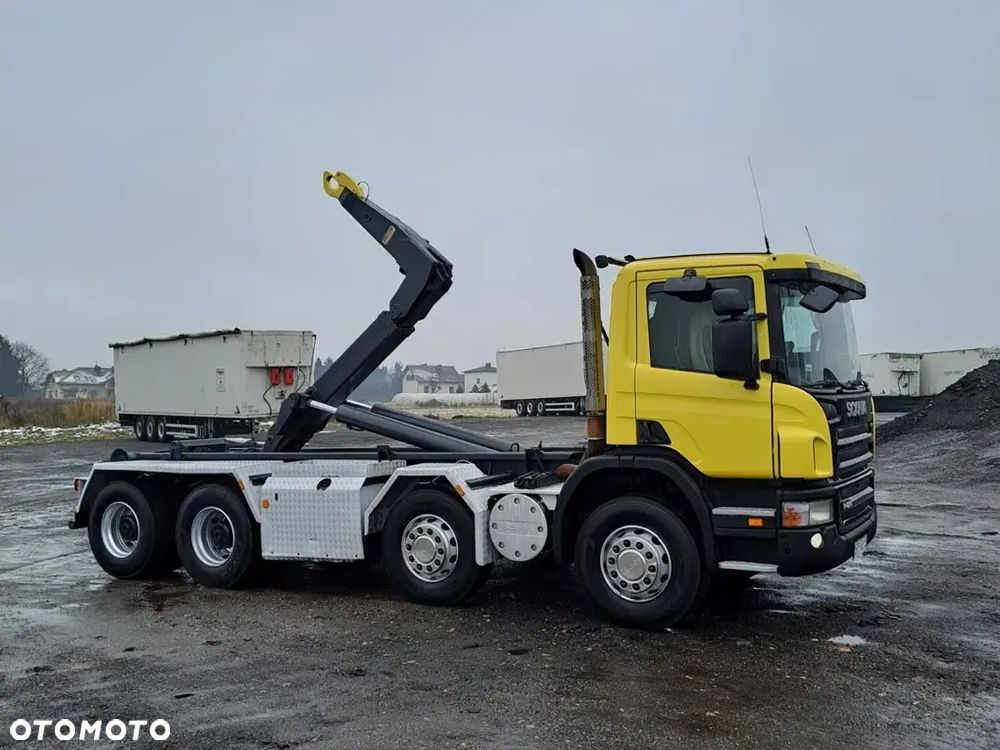 Scania P420; 8X4 - 4