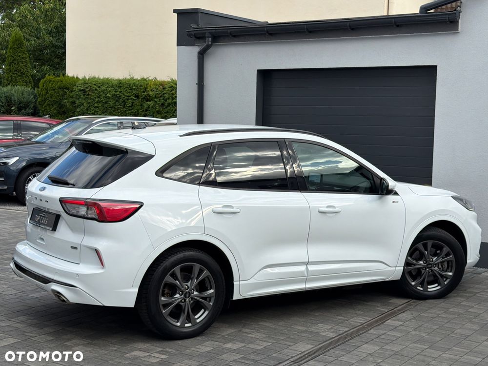 Ford Kuga 2.5P PHEV FWD ST-Line X - 32