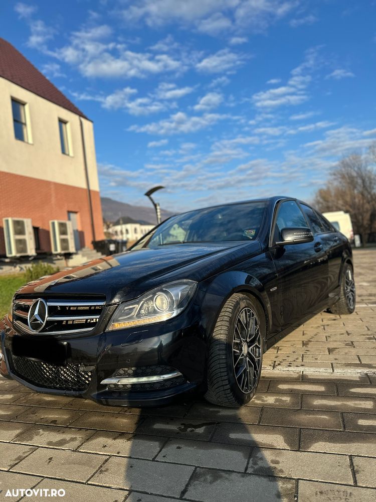 Mercedes-Benz C 250 CDI DPF 4Matic 7G-TRONIC BlueEFFICIENCY - 11