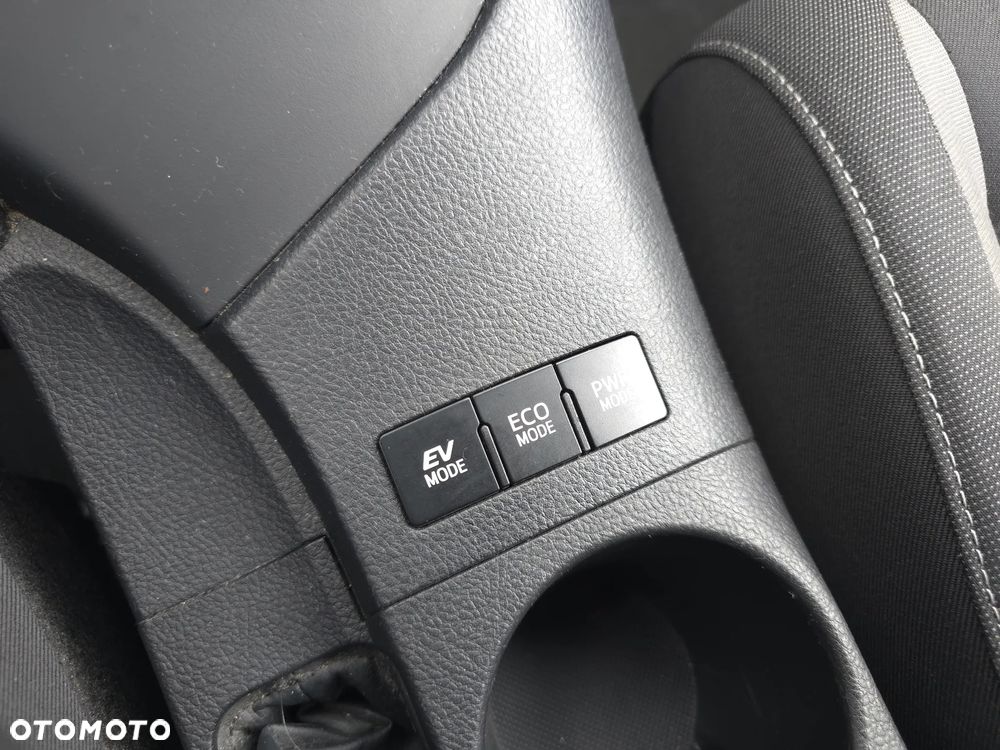 Toyota Auris Hybrid 135 Premium - 23