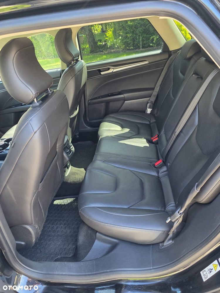 Ford Mondeo 2.0 TDCi Bi-Turbo Titanium PowerShift - 12