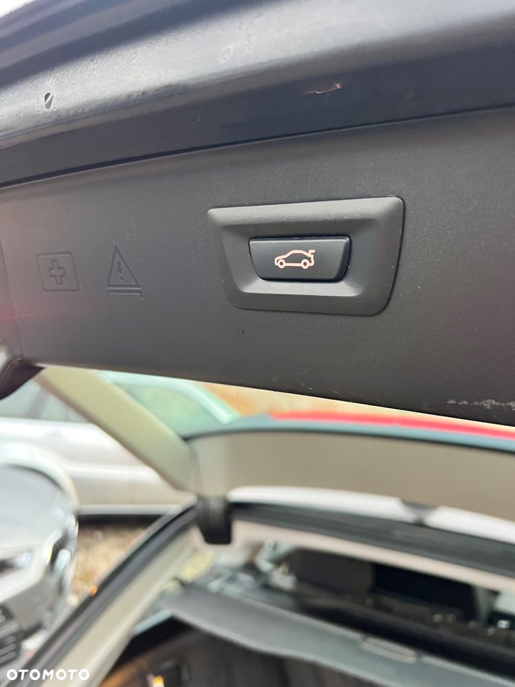 BMW Seria 5 525d - 17