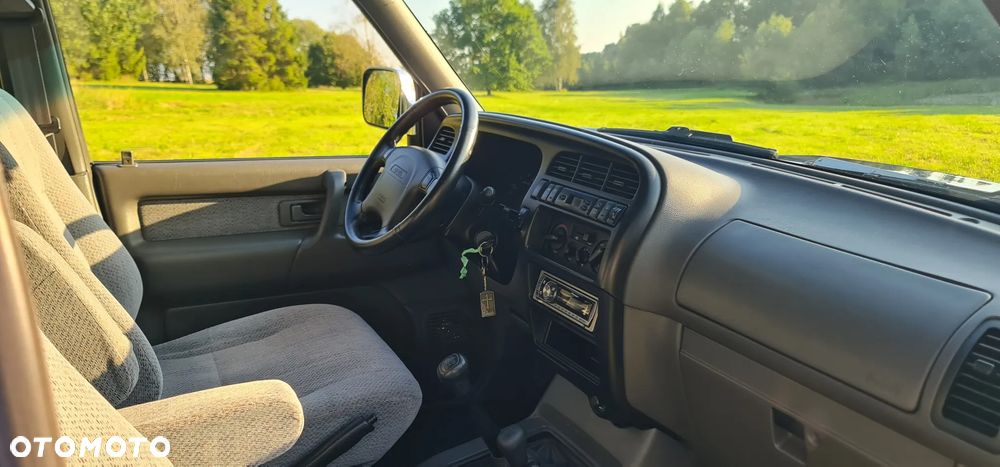 Isuzu Trooper - 28