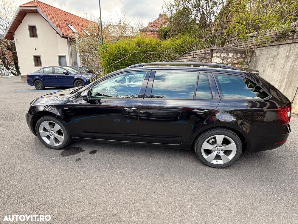 Skoda Octavia 1.6 TDI DSG Ambition - 7