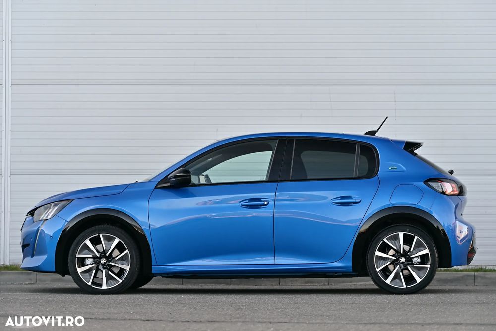 Peugeot 208 e-208 GT-Line - 8