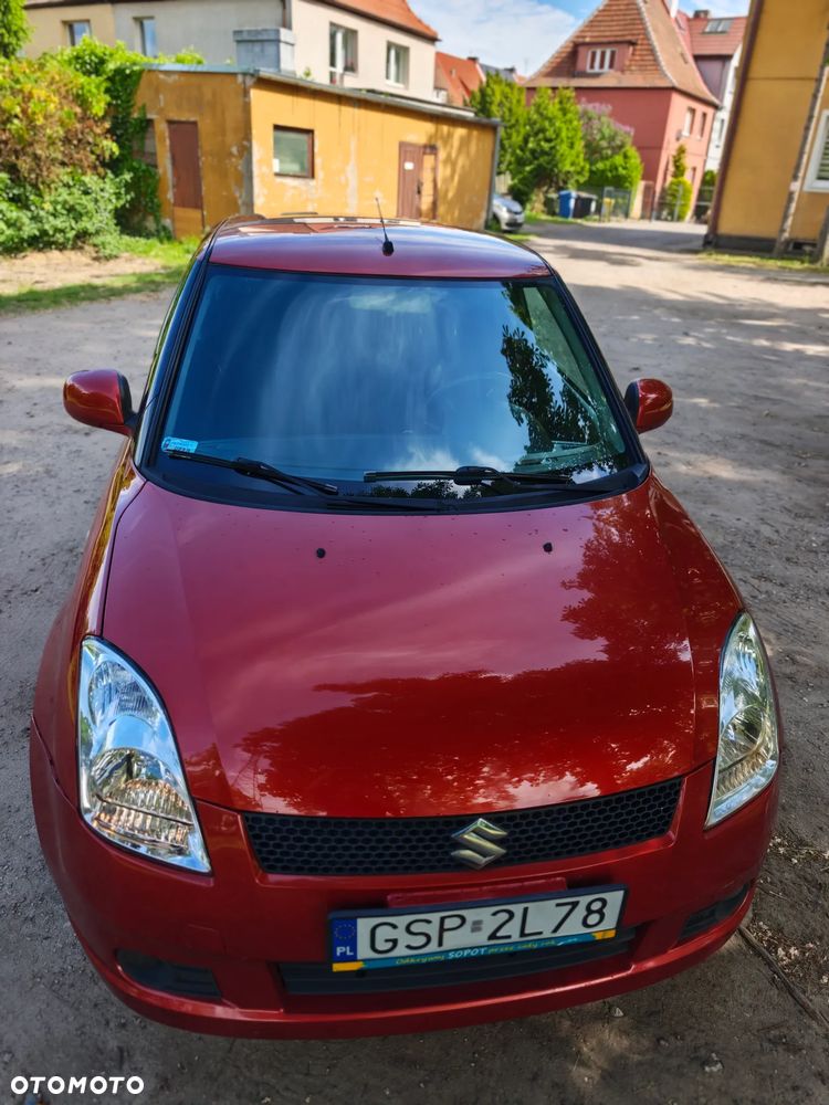 Suzuki Swift 1.5 GS - 4