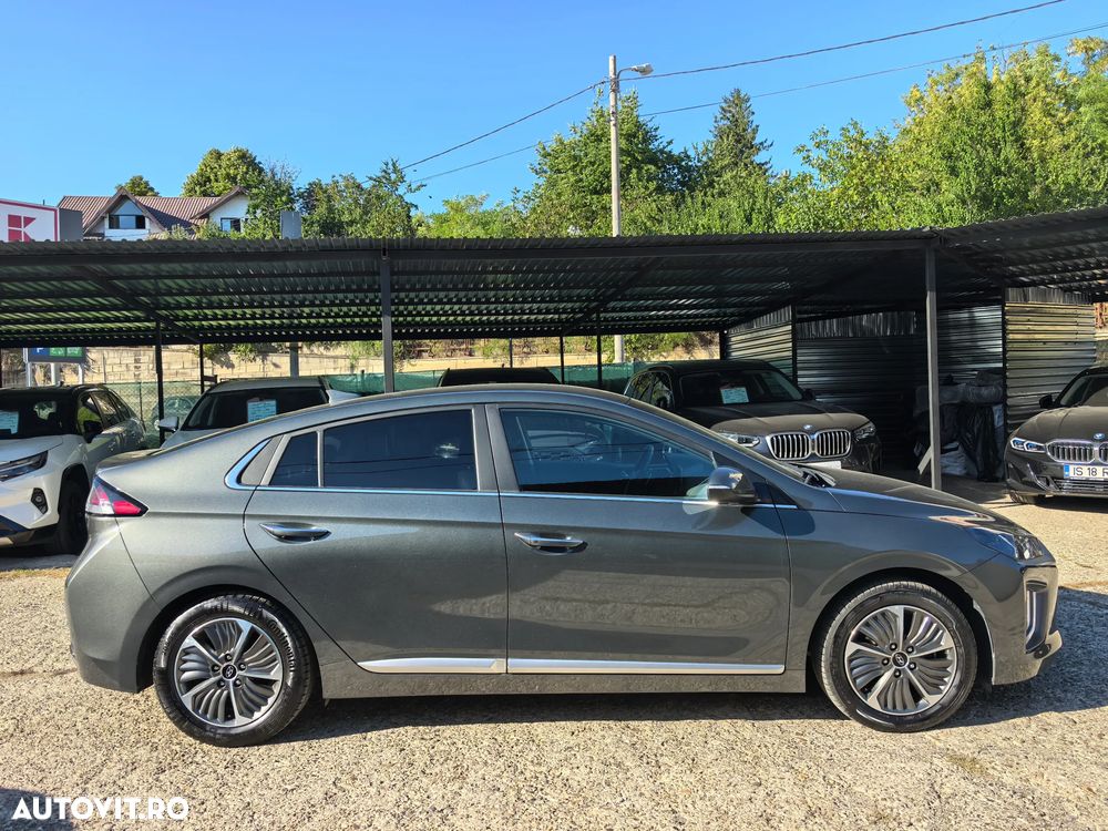 Hyundai IONIQ 1.6 141CP Exclusive - 12