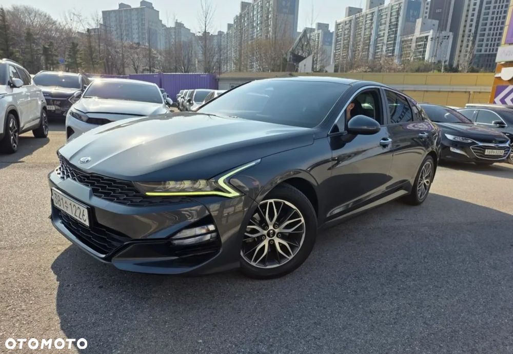Kia K5 - 1