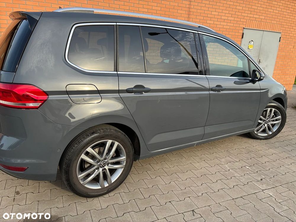 Volkswagen Touran 1.5 TSI EVO Highline DSG - 4