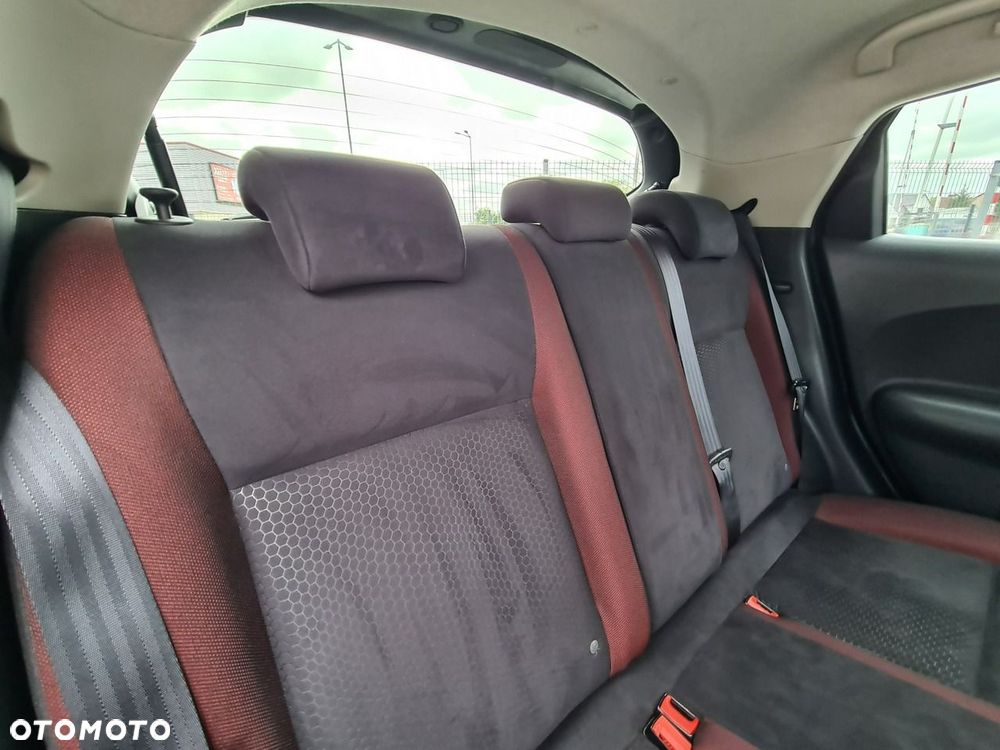 Nissan Juke 1.6 Tekna - 25
