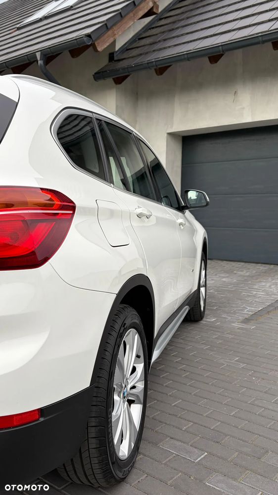BMW X1 sDrive18i - 10