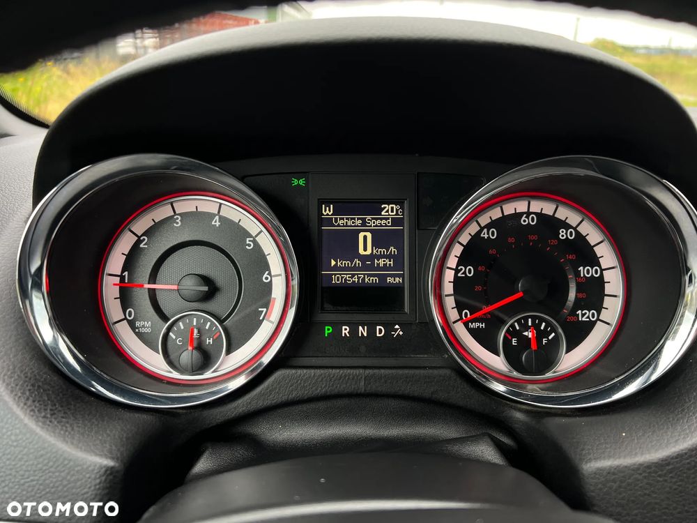 Dodge Grand Caravan - 16