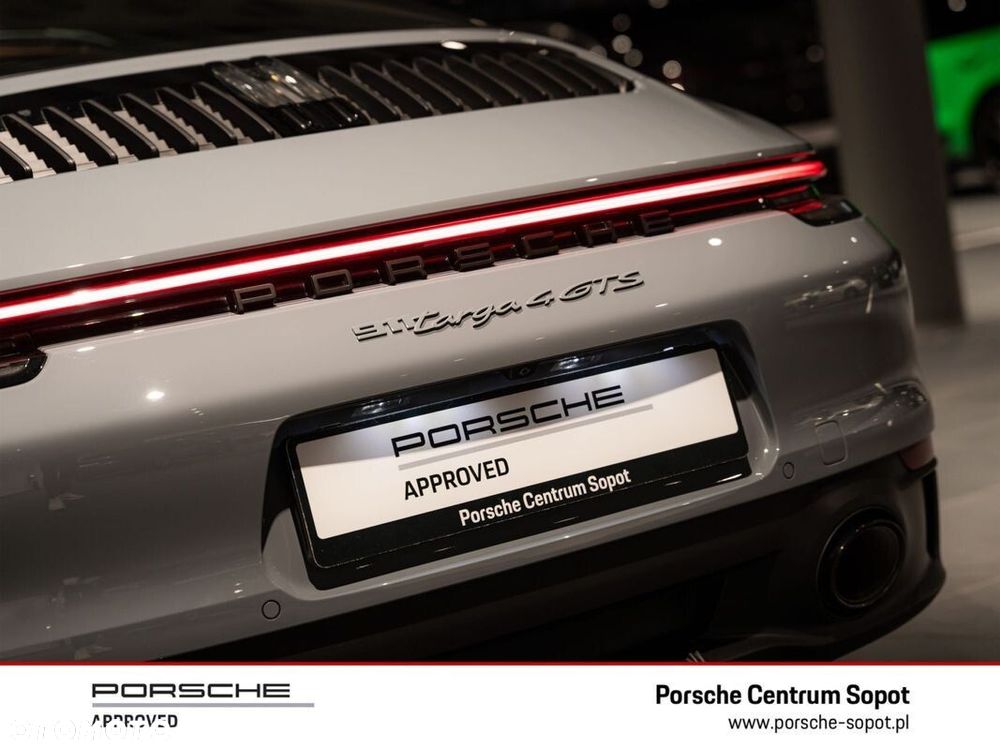 Porsche 911 Targa 4 GTS - 14