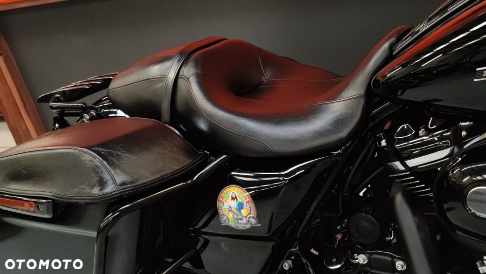 Harley-Davidson Touring Road King - 11