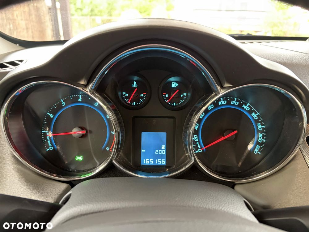 Chevrolet Cruze 1.8 LS - 11