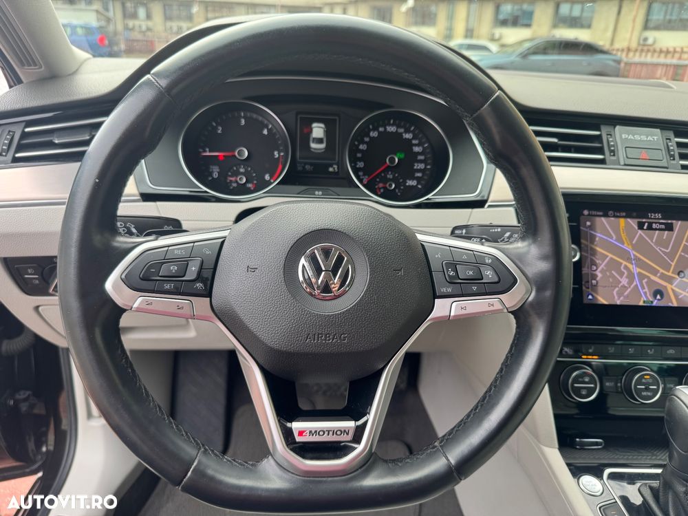 Volkswagen Passat - 16