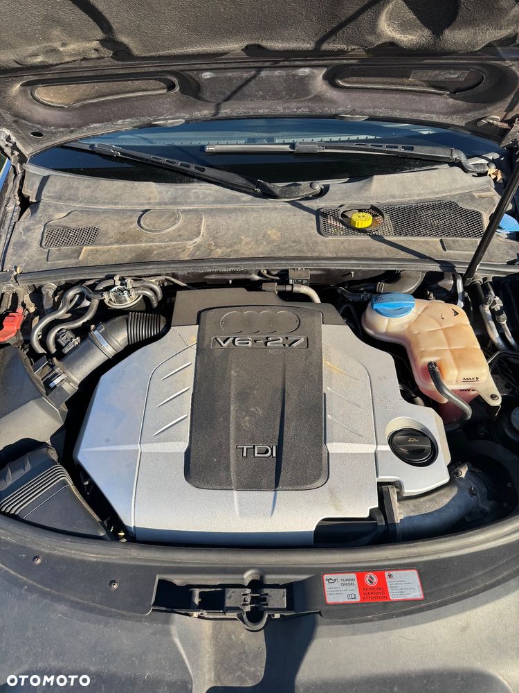 Audi A6 Avant 2.5 TDI - 17