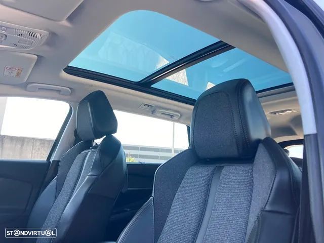 Peugeot 5008 1.2 PureTech Allure EAT8 - 16