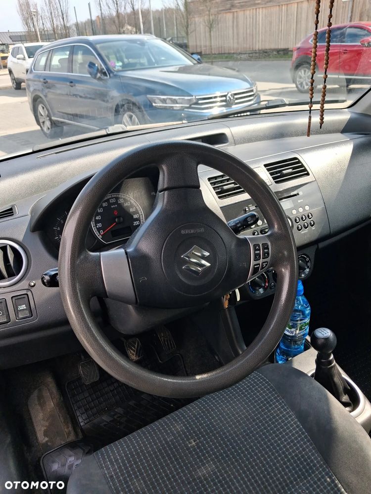 Suzuki Swift 1.3 GC (klm) - 11
